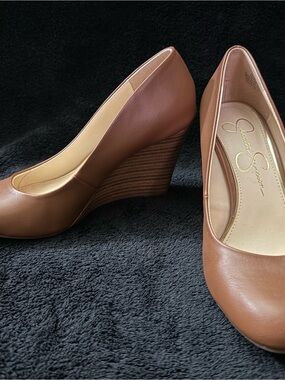 Jessica Simpson Brown Leather Almond Toe Wedge Pumps